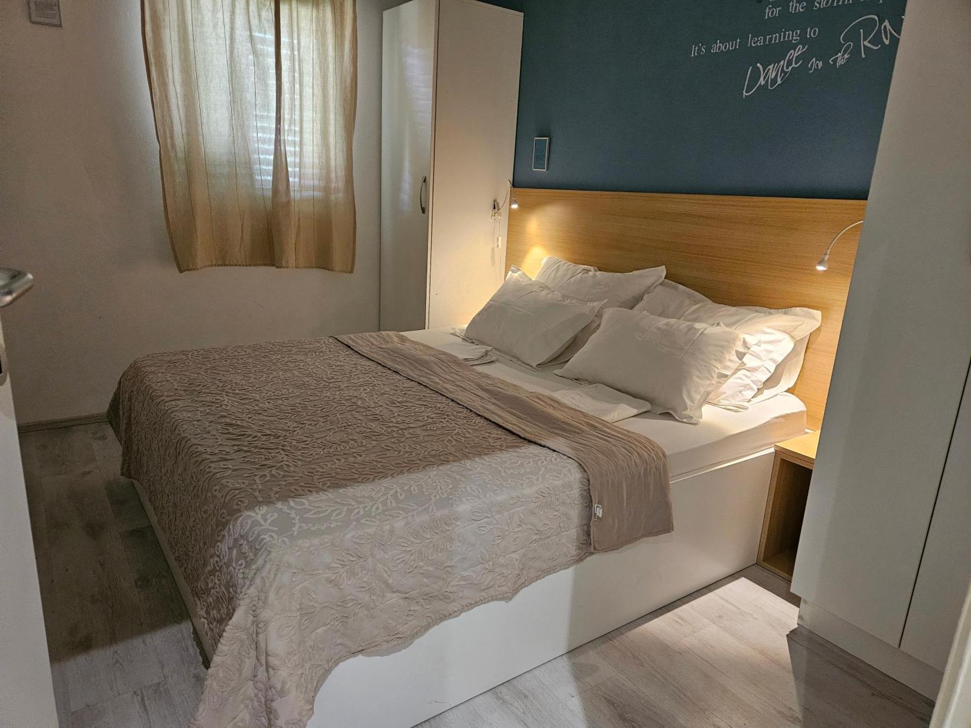 Charming Seaside Apartments Noa & Jakov, Zaboric Sibenik Экстерьер фото