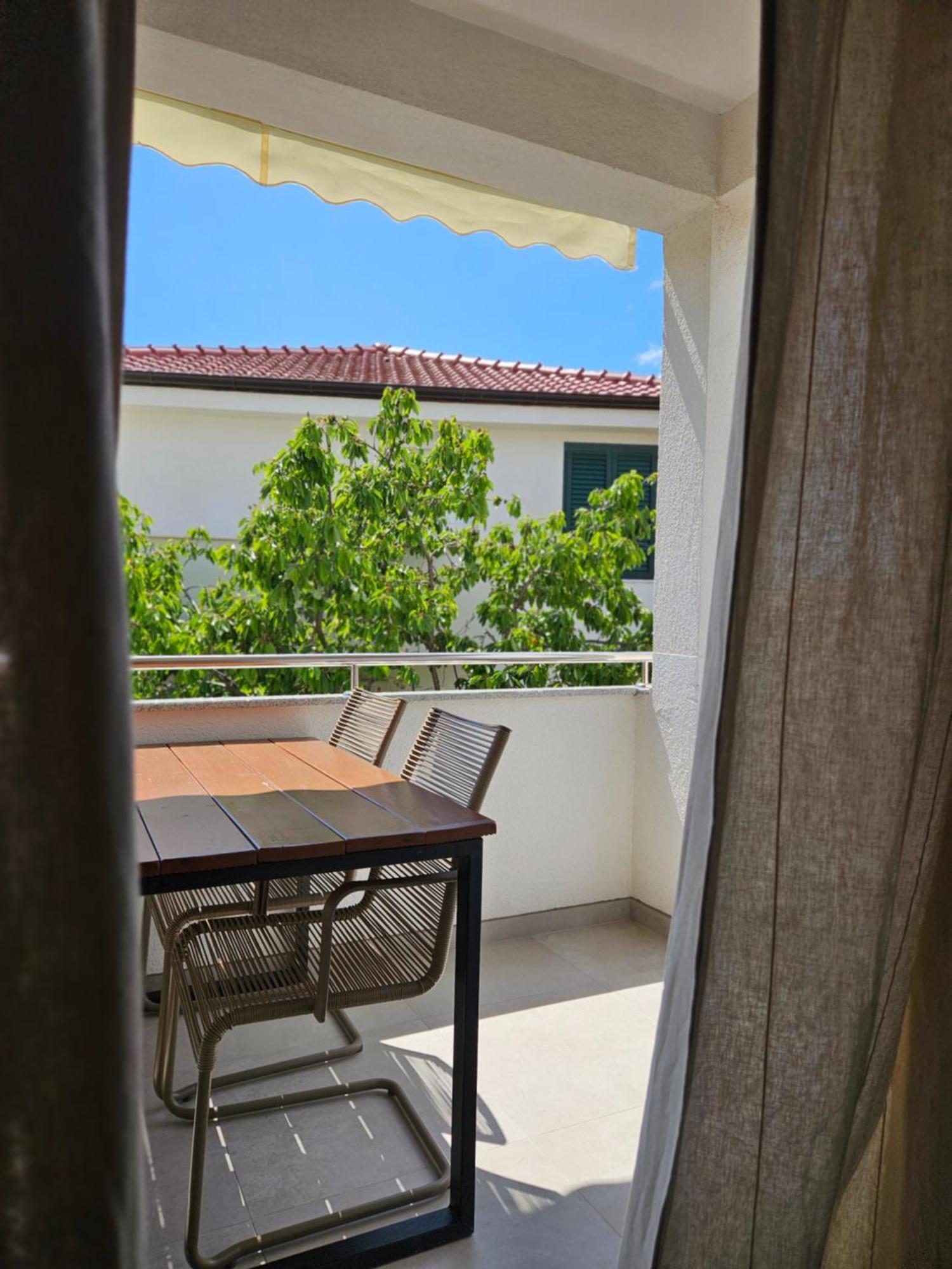 Charming Seaside Apartments Noa & Jakov, Zaboric Sibenik Экстерьер фото