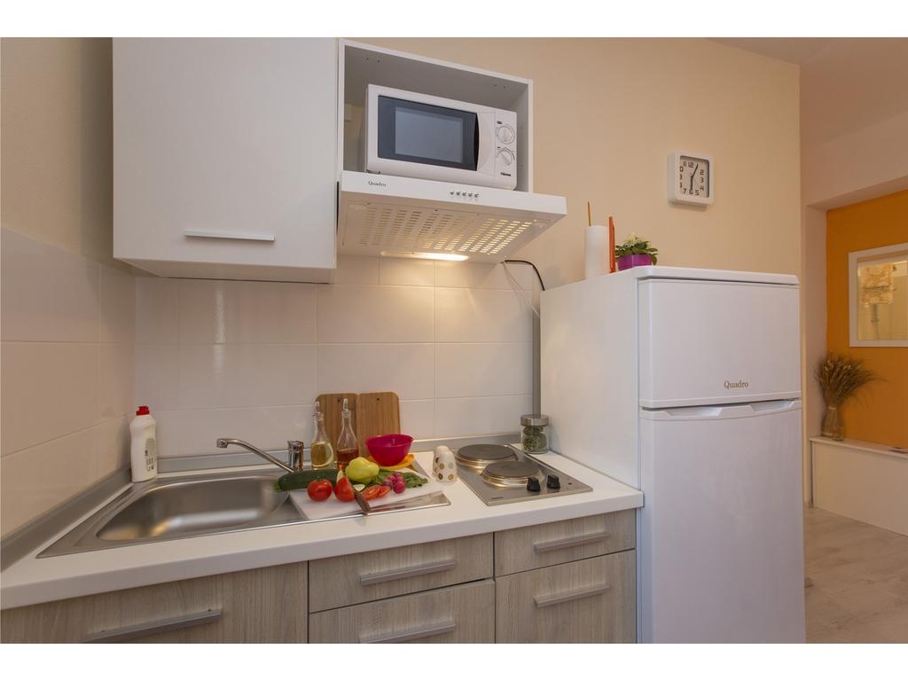 Charming Seaside Apartments Noa & Jakov, Zaboric Sibenik Номер фото
